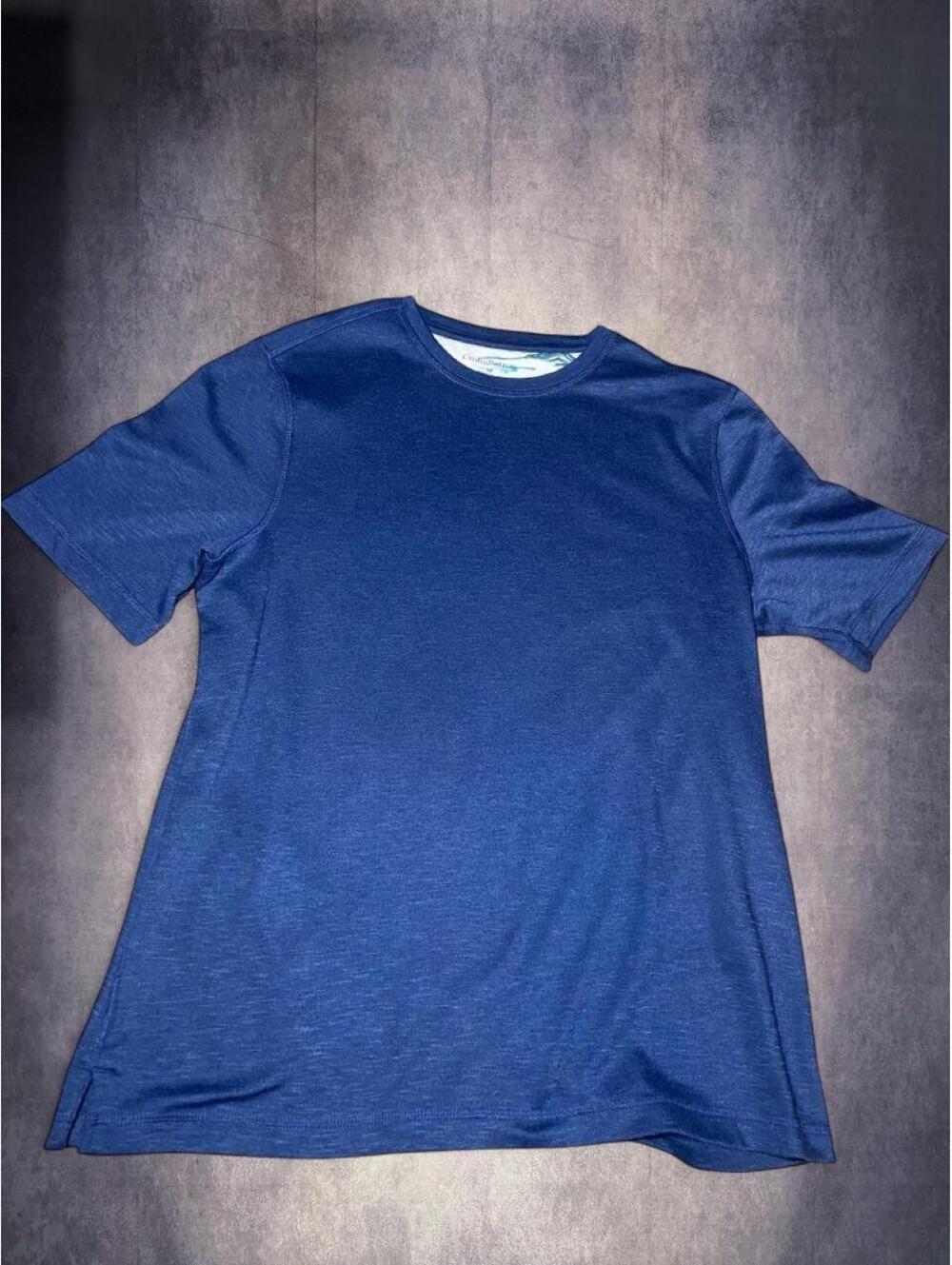 Croft & Barrow navy blue t-shirt